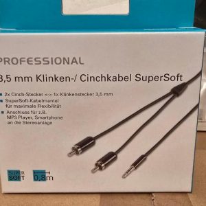 Profesionální audio kabel 3,5 mm jack na 2× Cinch (RCA) – 0,8 m